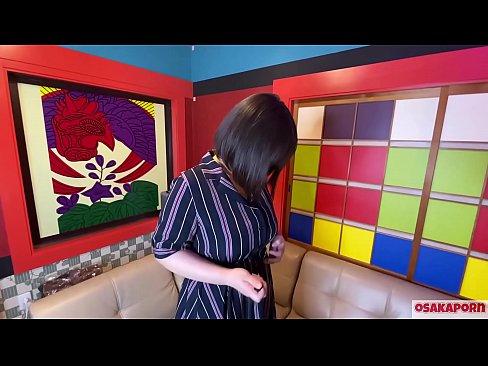 ❤️ Cutie Japanese pẹlu awọn omu nla ṣe baraenisere pẹlu awọn nkan isere ibalopọ ati pe o ni orgasm kan. O sọrọ ninu ifọrọwanilẹnuwo kan nipa iriri onibaje rẹ. Awọn ori omu nla ati obo ti o ni irun ti n kerora. Osaka onihoho wa %yo.https-tubsexer.ru ❤